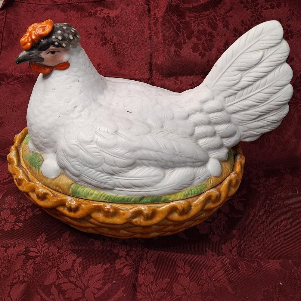 Antique Staffordshire Porcelain Hen on Nest Egg Bowl Victorian 1800s 11.5Lx8.5T